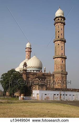 Taj-Ul Masjid View Large Photo Image Picture - Taj-Ul Masjid. Fotosearch