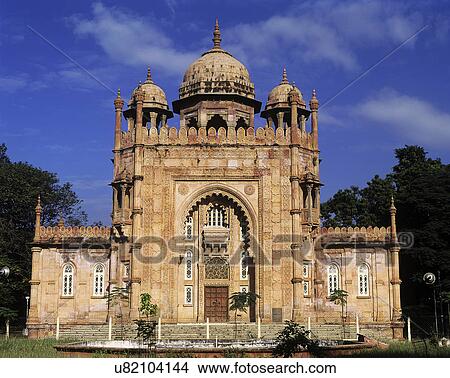 Picture - The National Art Gallery. Fotosearch
