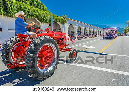 Stock Image - Citizens of Ojai California celebrate July 4, 2016 - Independence Day. Fotosearch