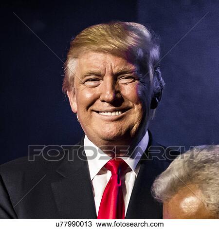 Stock Image - Donald Trump goes to Bollywood at Edison New Jersey Hindu Indian-American rally. Fotosearch