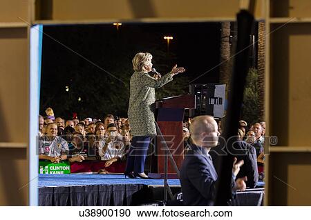 Stock Image - Hillary Clinton Campaigns in Las Vegas, October 12, 2016. Fotosearch