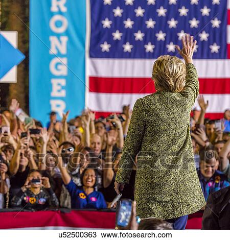 Stock Image - Hillary Clinton Campaigns in Las Vegas, October 12, 2016. Fotosearch