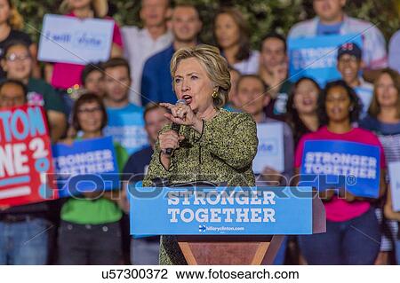 Stock Image - Hillary Clinton Campaigns in Las Vegas, October 12, 2016. Fotosearch