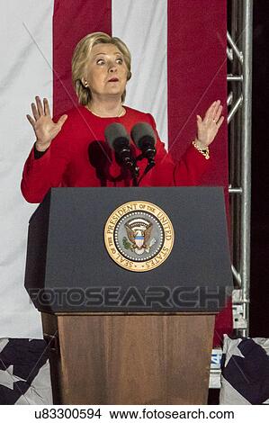 Hillary Clinton Holds Election Eve Get Out The Vote Rally With Bruce Springsteen and Jon Bon Jovi and President and Michelle Obama View Large Photo Image Picture - Hillary Clinton Holds Election Eve Get Out The Vote Rally With Bruce Springsteen and Jon Bon Jovi and President and Michelle Obama. Fotosearch