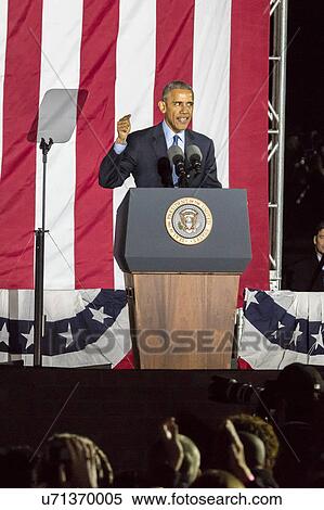 Hillary Clinton Holds Election Eve Get Out The Vote Rally With Bruce Springsteen and Jon Bon Jovi and President and Michelle Obama View Large Photo Image Stock Photography - Hillary Clinton Holds Election Eve Get Out The Vote Rally With Bruce Springsteen and Jon Bon Jovi and President and Michelle Obama. Fotosearch