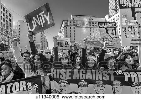 Stock Photograph - Jane Fonda and Frances Fisher participate in Women's March Protesting Donald J. Trump. Fotosearch