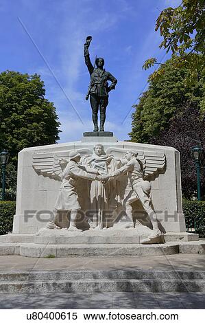 Stock Photography - Memorial to American Volunteers, honors WWI Soldier and Franco-American relationship during World War I - Paris, France. Fotosearch