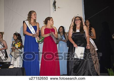 Oak View, California, USA, March 7, 2015, Miss Oak View Pageant of Excellence, Teenage Beauty Contest View Large Photo Image Stock Image - Oak View, California, USA, March 7, 2015, Miss Oak View Pageant of Excellence, Teenage Beauty Contest. Fotosearch
