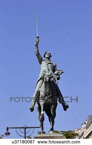 Stock Photo - Statue depicts General George Washington, "the Father of America" - byFrench & Potter (1900) stands onthe Place d’Iena. Fotosearch
