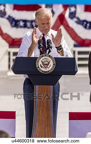Stock Photo - Vice President Joe Biden campaigns for Nevada Democratic U. S. Senate candidate Catherine Cortez Masto and Hillary Clinton. Fotosearch