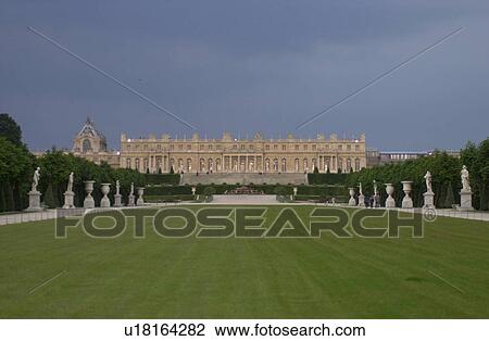 Stock Image - Chateau de Versailles, France. Fotosearch