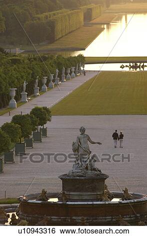 Chateau de Versailles, France View Large Photo Image Stock Photograph - Chateau de Versailles, France. Fotosearch