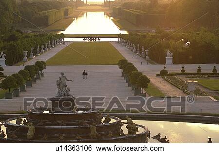 Stock Photograph - Chateau de Versailles, France. Fotosearch