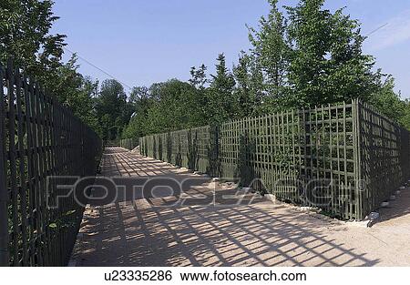 Chateau de Versailles, France View Large Photo Image Stock Photograph - Chateau de Versailles, France. Fotosearch