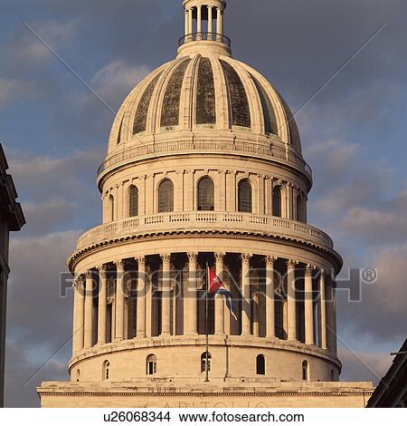 Picture - Low angle view of the capitol building, Havana, Cuba. Fotosearch