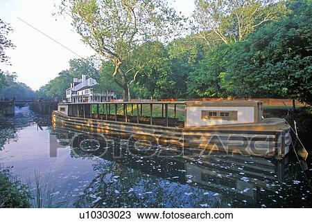 Canal Boat, Great Falls, Maryland View Large Photo Image Stock Image - Canal Boat, Great Falls, Maryland. Fotosearch