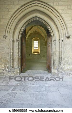 Entrance to Palace of the Popes View Large Photo Image Stock Photography - Entrance to Palace of the Popes. Fotosearch