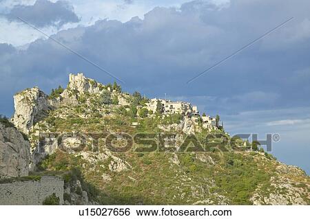 Stock Photograph - Looking up at hilltop. Fotosearch