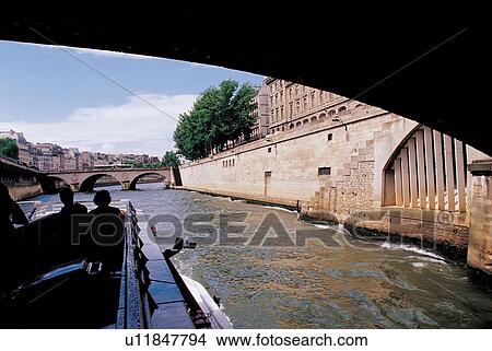 Picture - arch, building, architecture, arc. Fotosearch