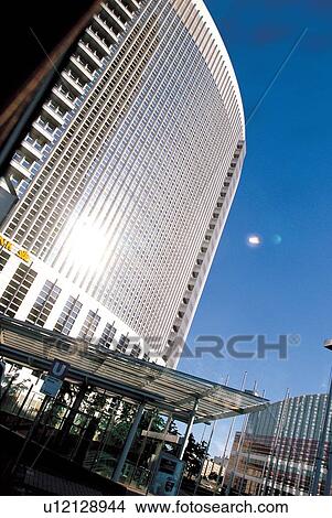 Picture - shine, reflection, structure, skyscraper, modern, built. Fotosearch