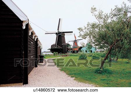 Stock Image - outdoor, grass, grassy, horizon. Fotosearch