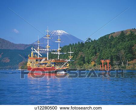Stock Image - Mt. Fuji and a ship on Lake Ashino, Hakone town, Kanagawa prefecture, Japan. Fotosearch