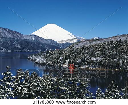 Stock Image - Mt. Fuji and Lake Ashino in winter, Hakone town, Kanagawa prefecture, Japan. Fotosearch