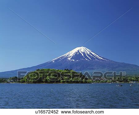 Stock Image - Mt. Fuji and Lake Kawaguchi, Kawaguchiko town, Yamanashi prefecture, Japan, copy space. Fotosearch