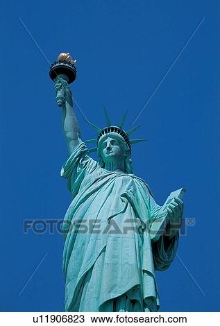 Stock Image - Close-Up, Day, Directly Above, Outdoor. Fotosearch