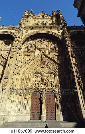 Stock Photo - Spain, Castilla Leon, Salamanca, Architecture, Architecture detail, Architecture details, Entrance. Fotosearch