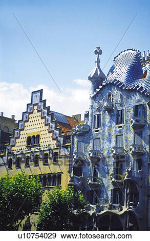 Stock Photo - Barcelona, Cataluña, Spain, City, Town, Architecture, Building. Fotosearch