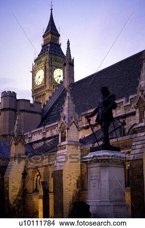 Picture - Big Ben with the Oliver Cromwell Statue at Westminster. Fotosearch