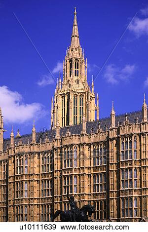 Stock Photo - Houses of Parliament Richard 1st statue. Fotosearch