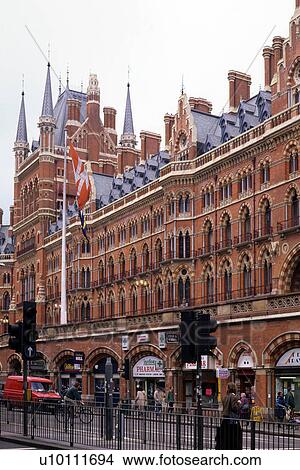 Picture - St Pancreas Train Station. Fotosearch