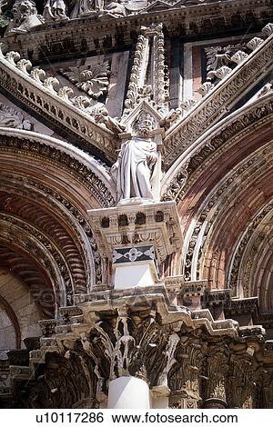 Stock Photograph - Siena - detail of Duomo. Fotosearch