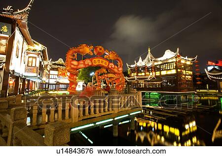 China, Shanghai, Yu Garden at night View Large Photo Image Stock Photograph - China, Shanghai, Yu Garden at night. Fotosearch