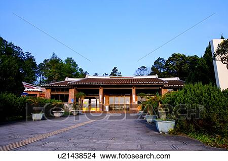 Picture - Tzuhu Memorial Park, Taoyuan. Fotosearch
