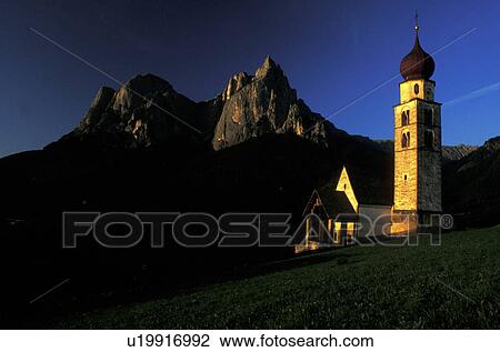 aichner, dusk, church, architecture, abenddaemmerung View Large Photo Image Stock Image - aichner, dusk, church, architecture, abenddaemmerung. Fotosearch