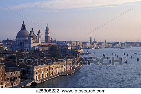 Stock Image - cow, Bernhard, church, cathedral, bishop church, architecture. Fotosearch