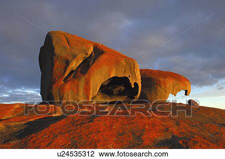 Stock Image - grey, atmosphere, eerie, coast, Australia, apocalypse. Fotosearch