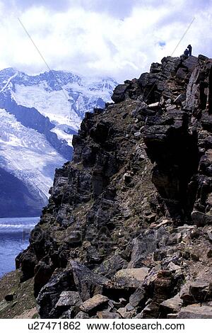 Stock Image - CAN clay/tone, Alps, brown, blue, Bernhard, alps. Fotosearch