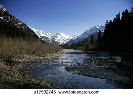 Stock Photography - kette, allemagne, alpine, Alps, Austria, bavaria, blue. Fotosearch