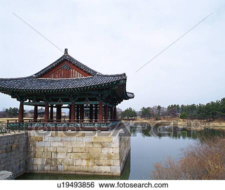 Stock Photograph - Anapji Pond, Seoul, Korea. Fotosearch