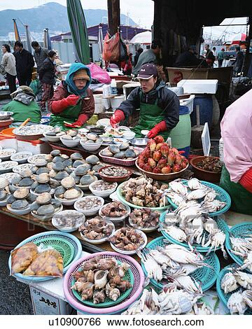 Stock Photograph - Seafood market in Pusan, Korea. Fotosearch