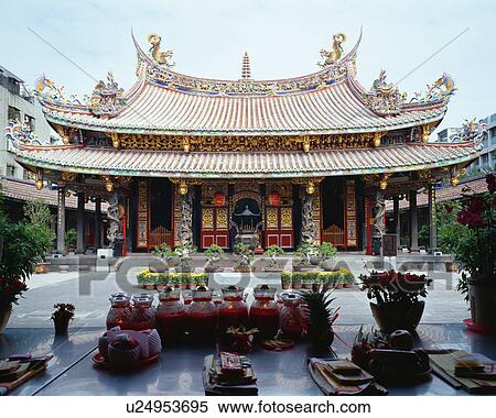 Baoan Temple, Taipei, Taiwan View Large Photo Image Stock Photography - Baoan Temple, Taipei, Taiwan. Fotosearch