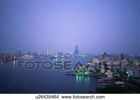Picture - Kaohsiung Port, Taiwan. Fotosearch