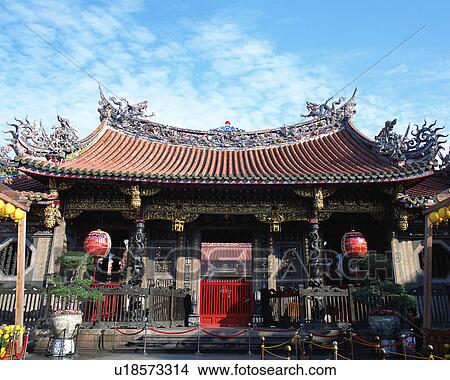 Lungshan Temple, Taipei, Taiwan View Large Photo Image Picture - Lungshan Temple, Taipei, Taiwan. Fotosearch