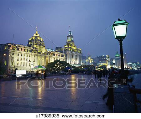 Stock Photograph - Waitan at night, Shanghai, China. Fotosearch