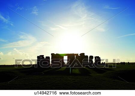 Stock Photograph - England, Wiltshire, Stonehenge, Sunset. Fotosearch