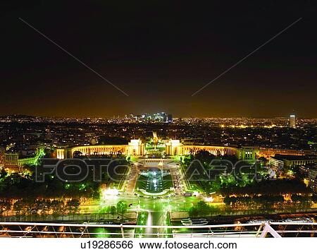 Trocadero Palace in Paris, France View Large Photo Image Stock Photograph - Trocadero Palace in Paris, France. Fotosearch
